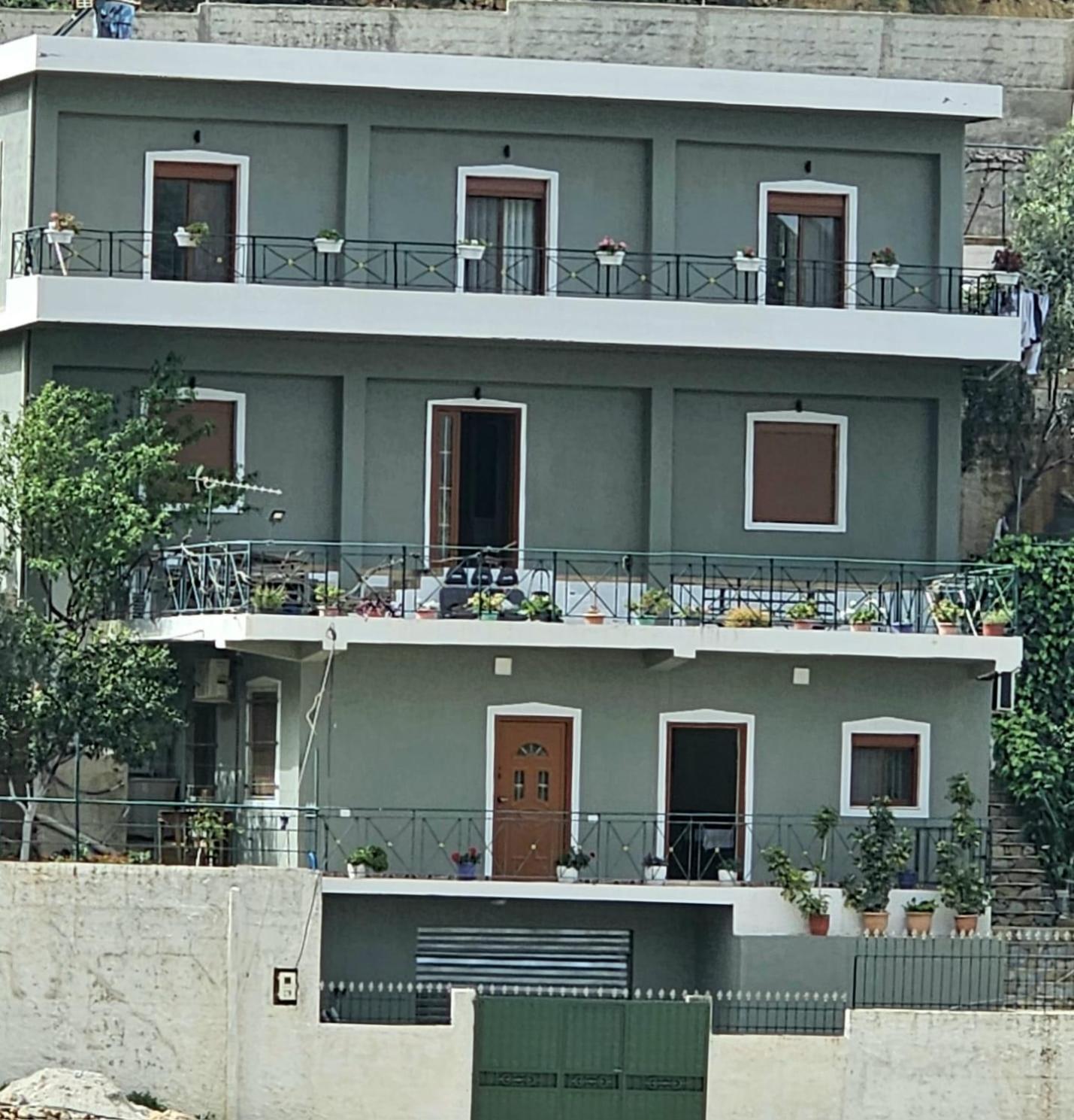 Mesaiz Apartament Wlora