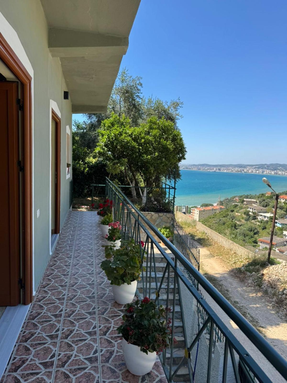 Apartament Mesaiz