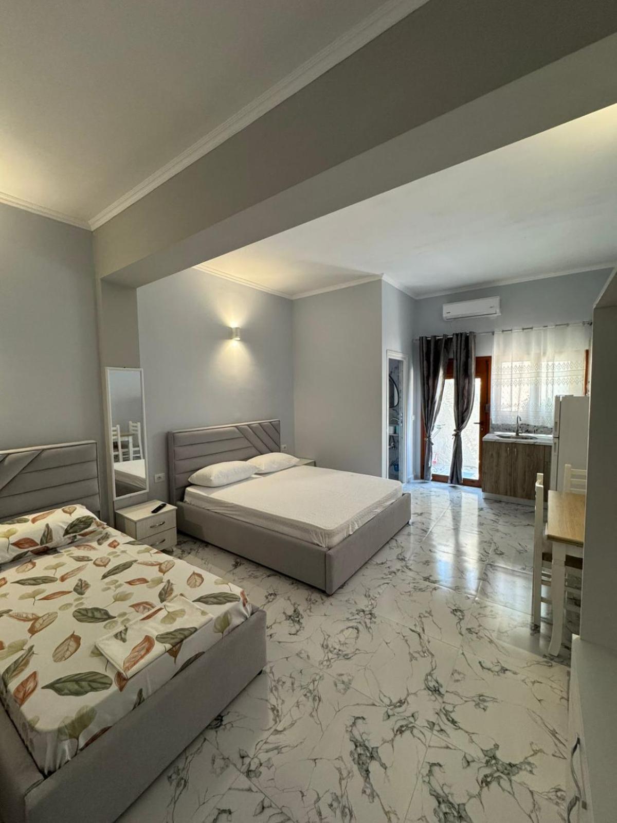 Apartament Mesaiz Wlora