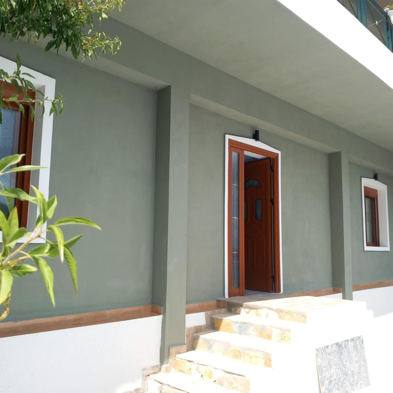 Mesaiz * Wlora